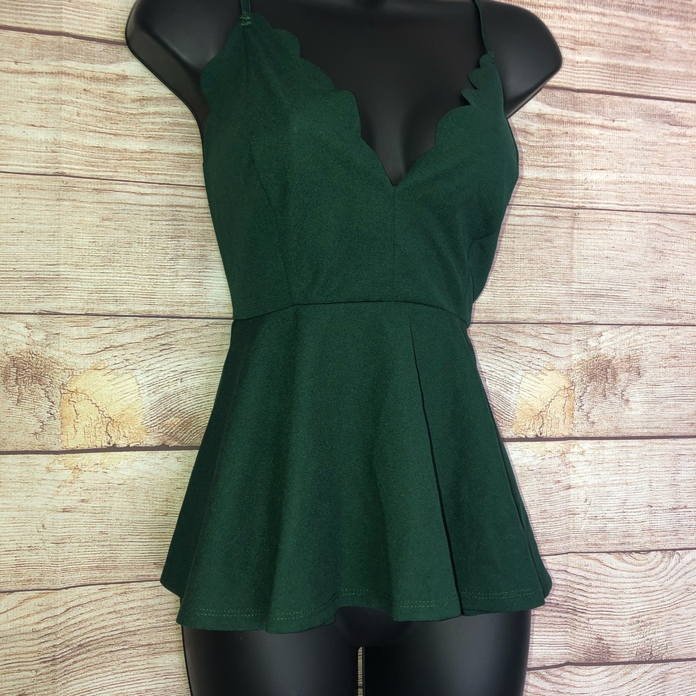 Green scalloped tank | XL